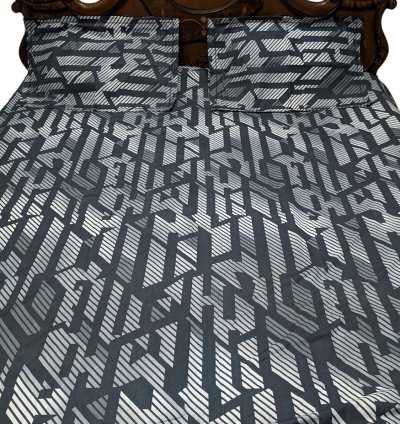 Black and Gray Color King Size Polyester Cotton Bed Sheet